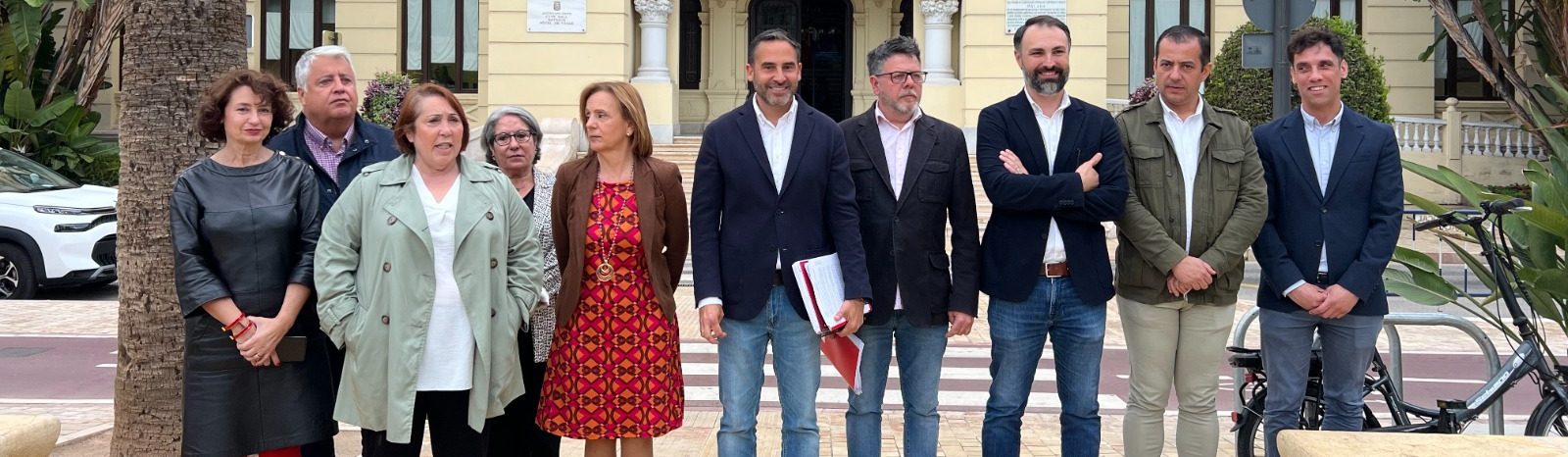 El PSOE denuncia el amaño de contratos públicos en SMASSA