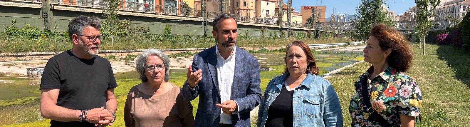 El PSOE señala al Guadalmedina como uno de los mayores símbolos del abandono en la gestión de De la Torre tras 25 años