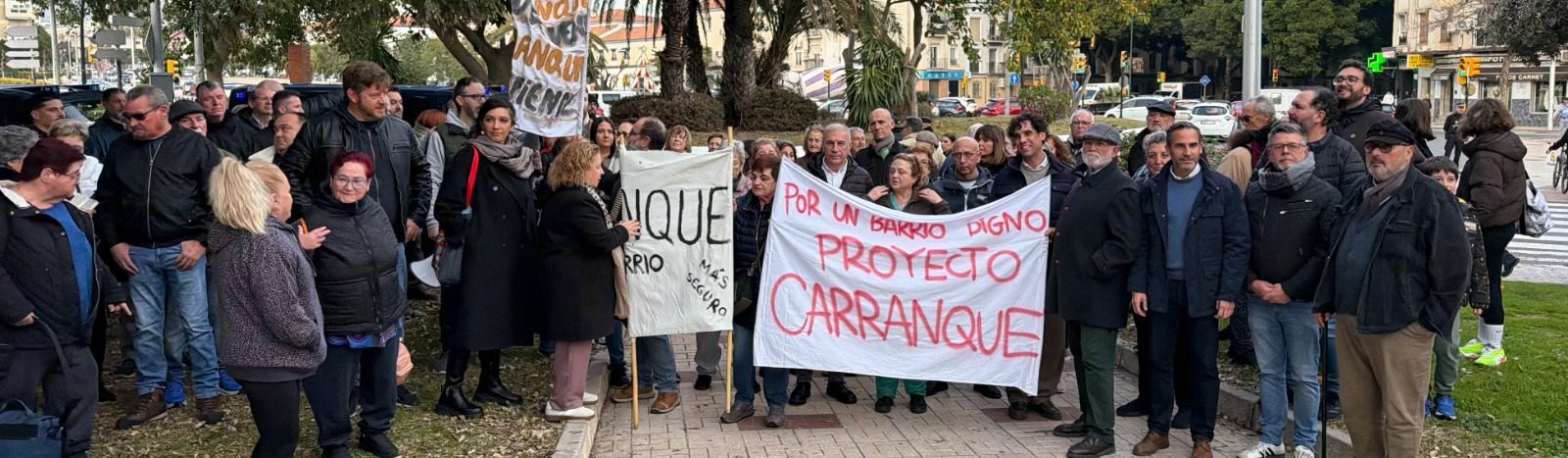 El PSOE acusa a De la Torre de “hacer la vida imposible” a los vecinos del entorno de la plaza Manuel Azaña