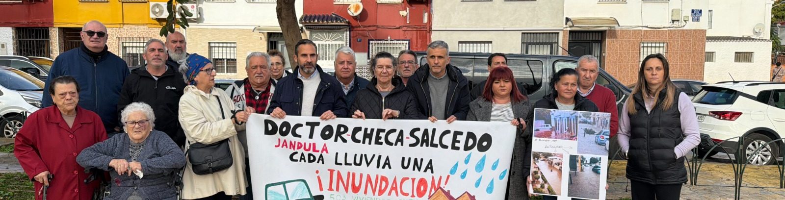 El PSOE exige a De la Torre obras urgentes de saneamiento para acabar con las inundaciones en las 503 viviendas de La Palmilla