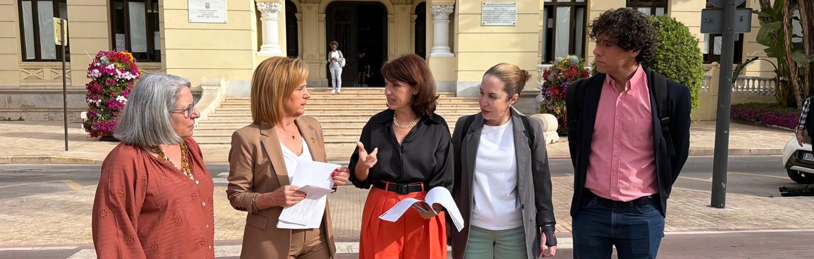 El PSOE exige a Moreno Bonilla y De la Torre que acaben con “el desmantelamiento silencioso de la Ley de Dependencia”