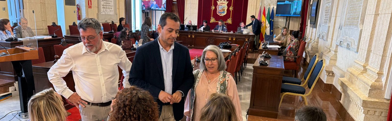 El PSOE arranca al Ayuntamiento su defensa de la bajada de ratios en la educación infantil pública